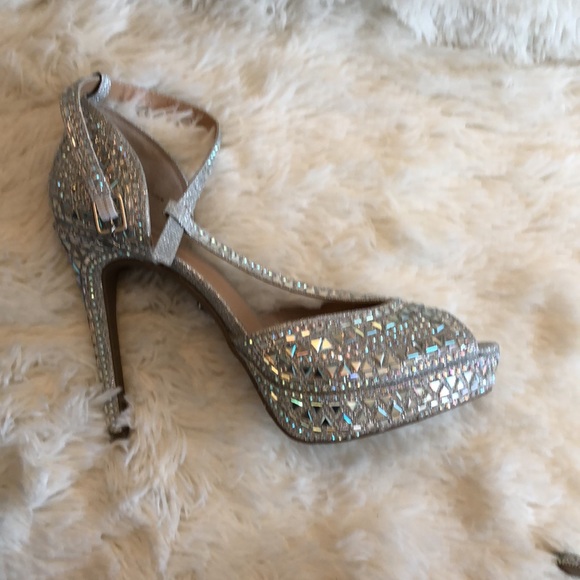 Thalia Sodi Shoes Thalia Sodi Chace Embellished Platform